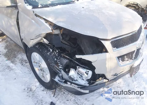 2010 Chevrolet Traverse Lt z USA, uszkodzony, nr VIN 1GNLRFED1AS141576